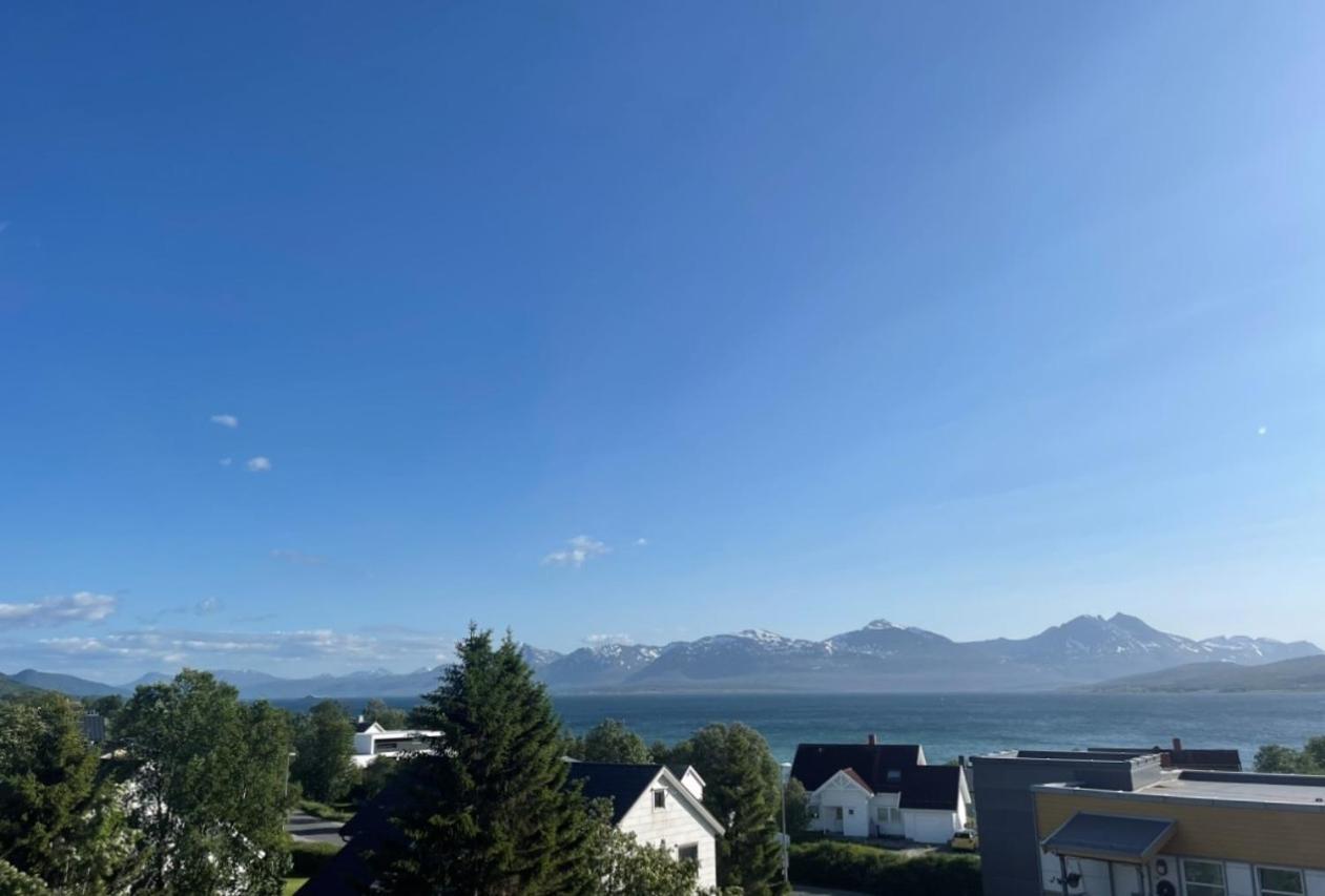 Arctic Homestay With Northern Light Viewpoint Tromso Exterior photo