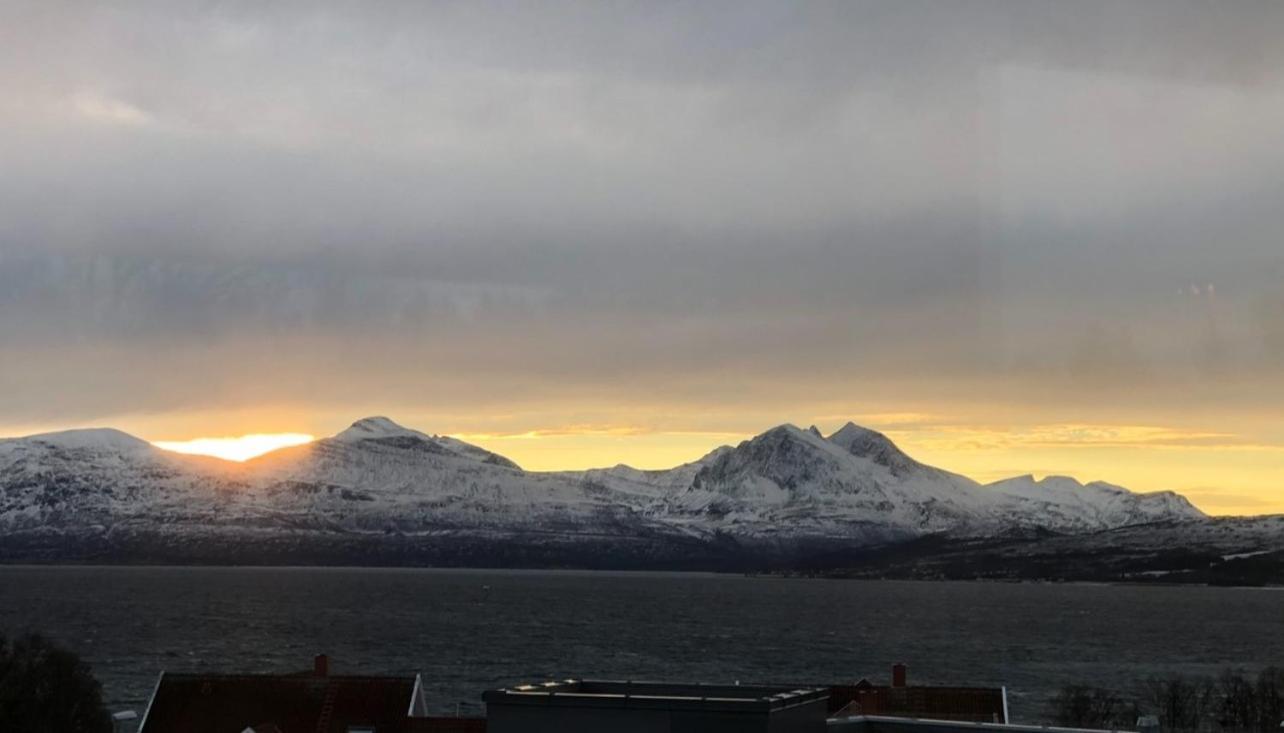 Arctic Homestay With Northern Light Viewpoint Tromso Exterior photo
